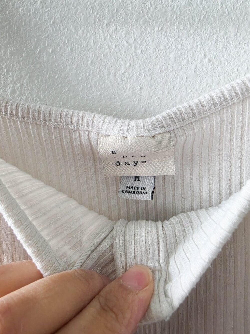 Cream Basic Ribbed Tank - Picture 3 of 4